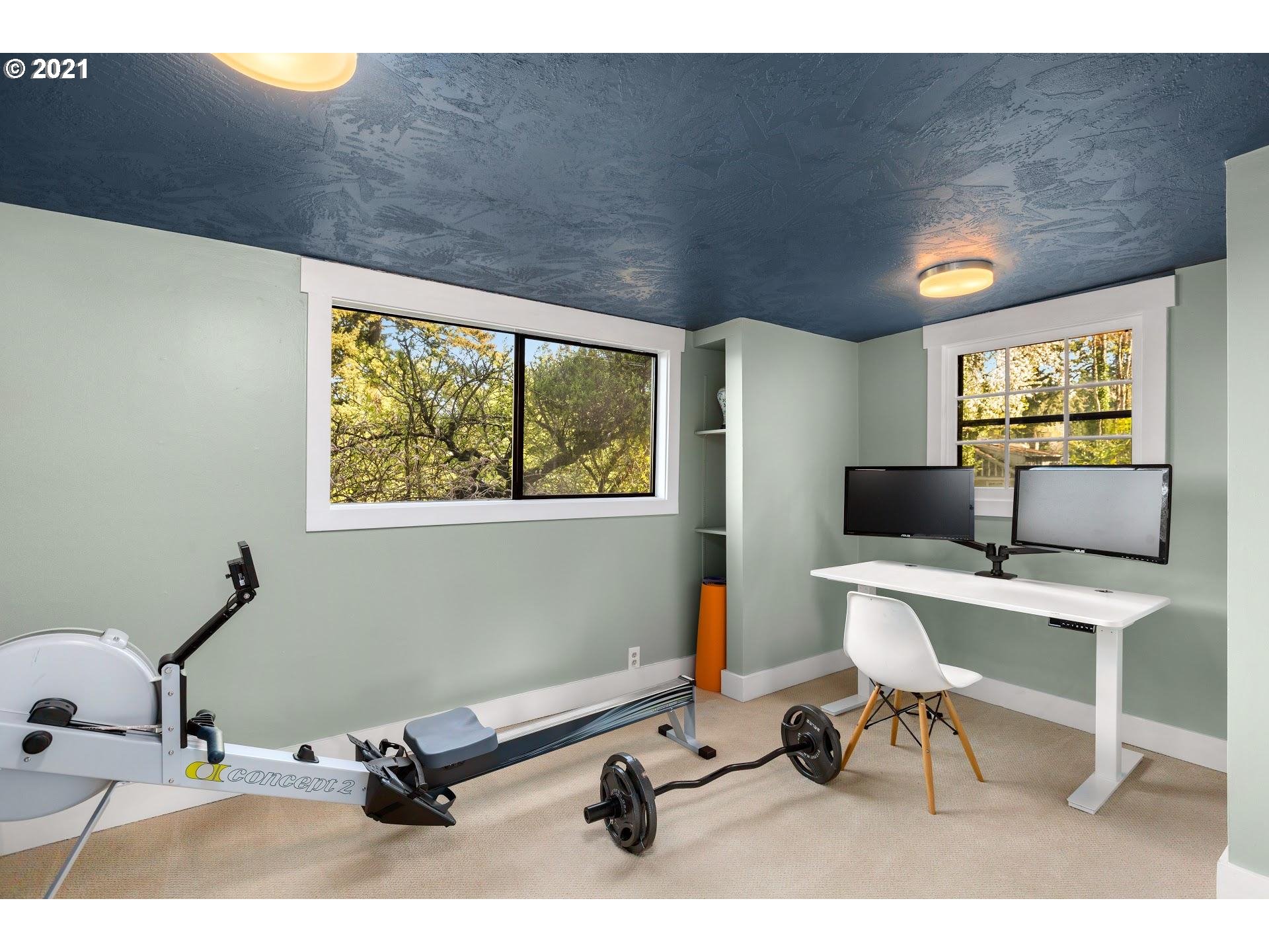 2636 Southwest Talbot Road Portland, OR 97201 - Photo 19 of 29