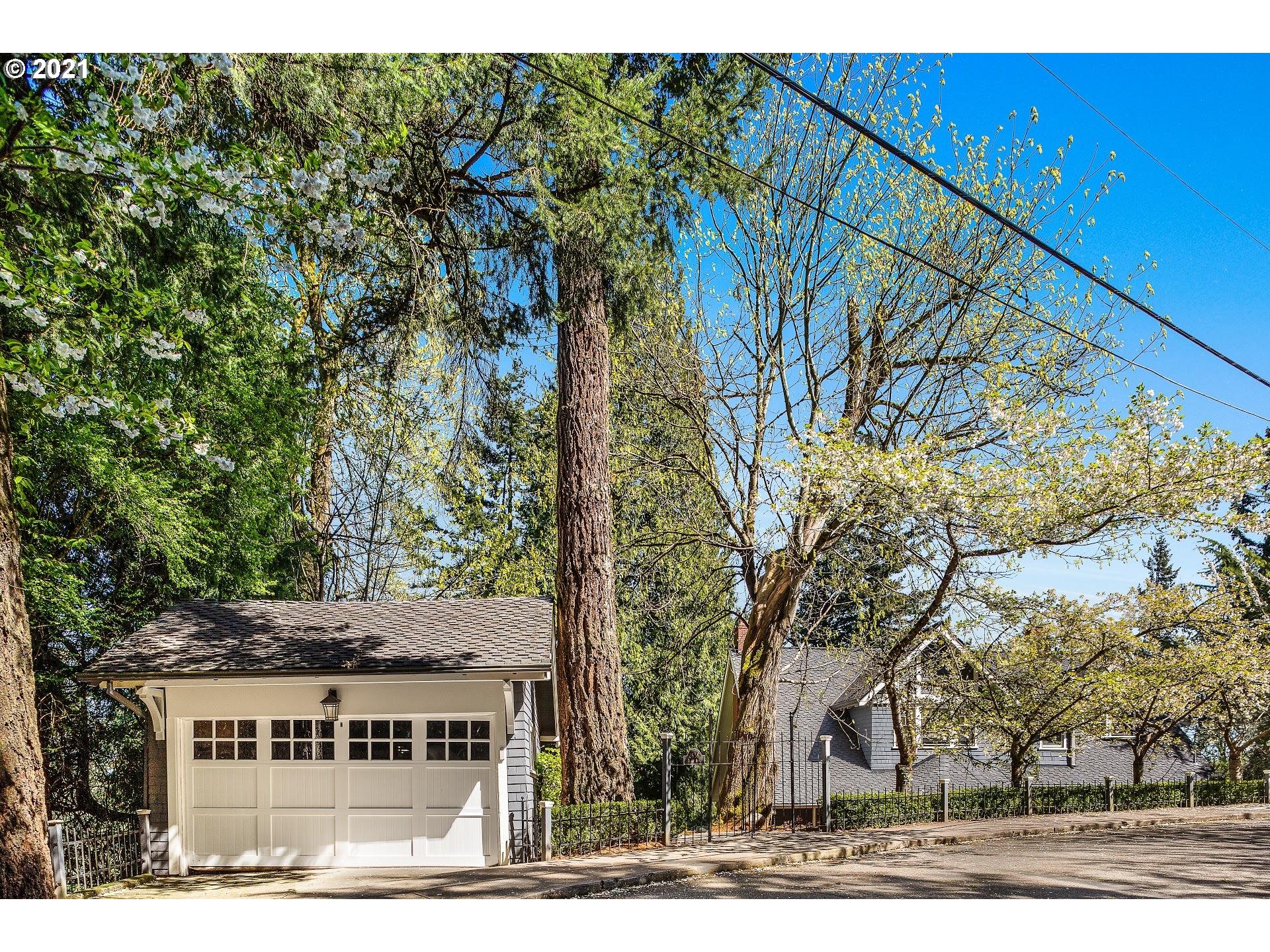 2636 Southwest Talbot Road Portland, OR 97201 - Photo 28 of 29