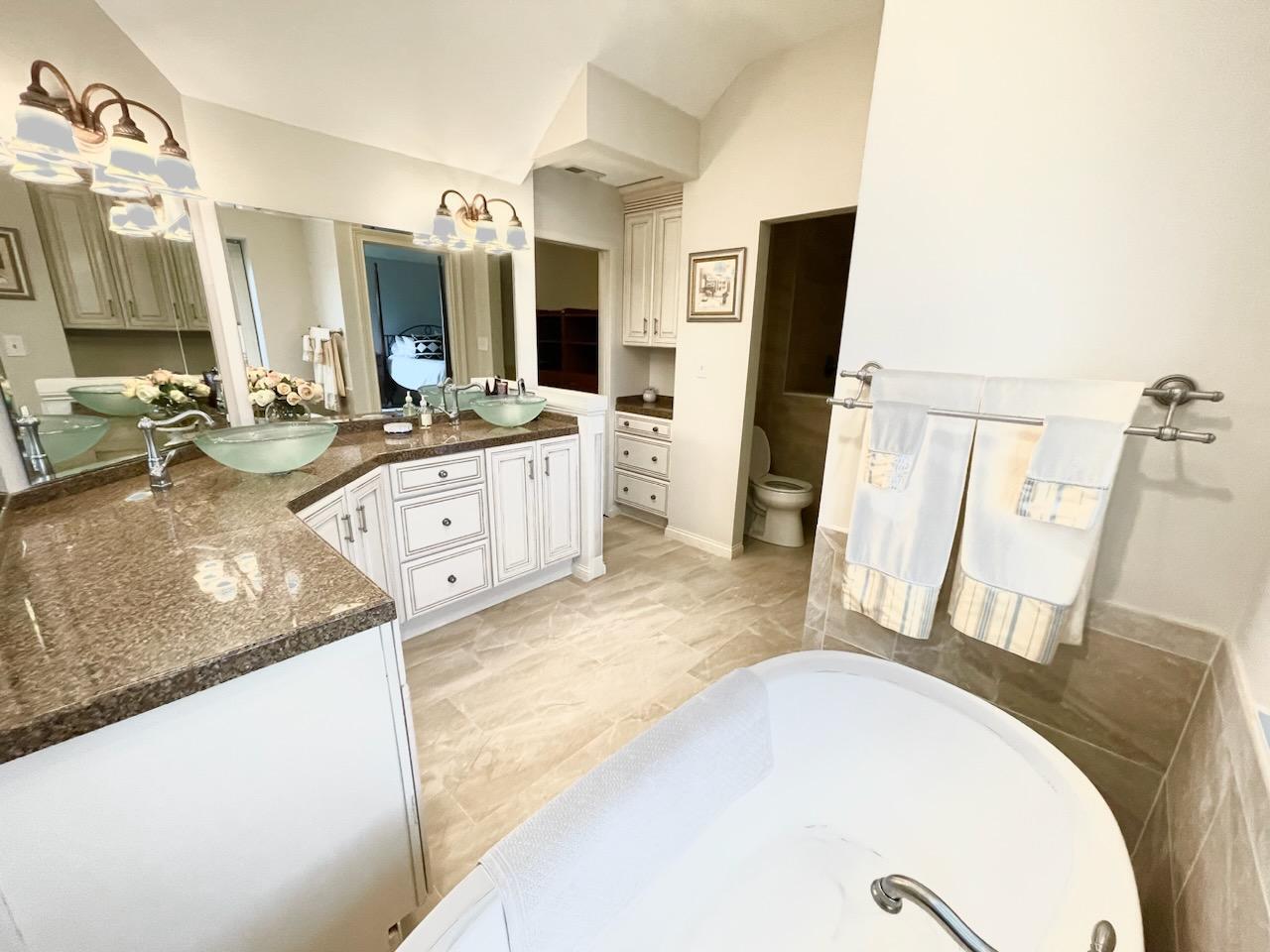10623 Thorny Rdg Trace Fishers, IN 46037 - Photo 10 of 23 Gallery Image 10