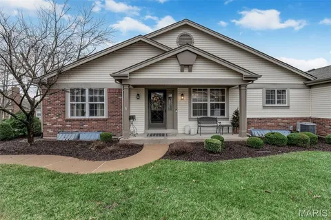 $429,900 | 15812 Newton Ridge Drive, Chesterfield, MO 63017