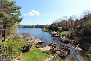 2022 Lakebreeze Way Reston, VA 20191 - Photo 7 of 25 an aerial view of a houses with outdoor space