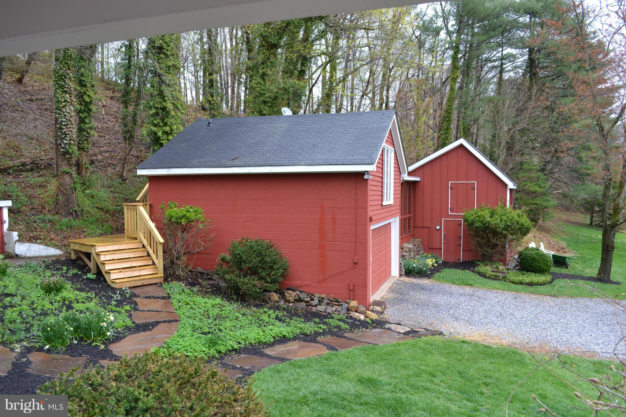 1426 Belfast Road Sparks, MD 21152 - Photo 7 of 29 Carriage house and barn