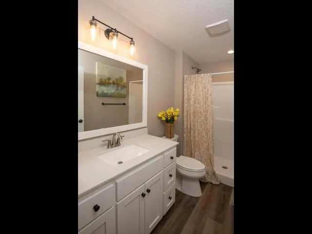 $799,900 | 26433 Hunter Avenue, Wyoming, MN 55092