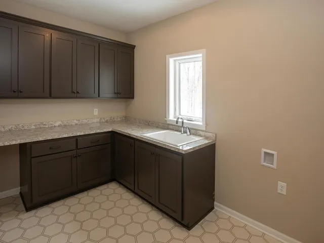 $799,900 | 26433 Hunter Avenue, Wyoming, MN 55092