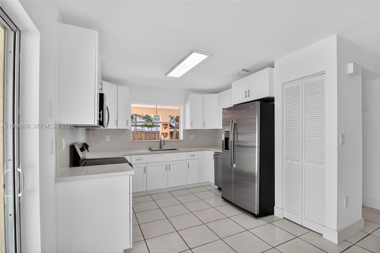11776 Southwest 90th Terrace Miami, FL 33186 - Photo 18 of 52