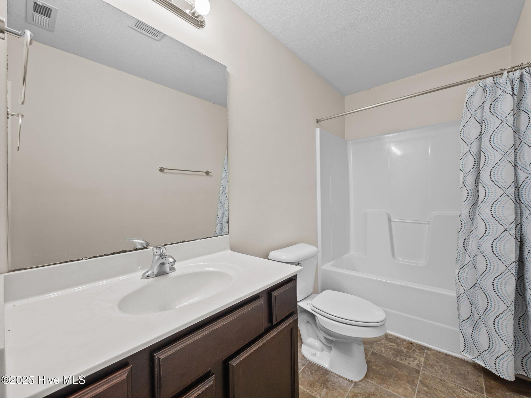 308 Springcreek Court Hubert, NC 28539 - Photo 29 of 50 Hall Bath