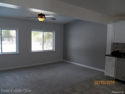 13578 Lenmoore Road Belleville, MI 48111 - Photo 13 of 53 100_3944.JPG