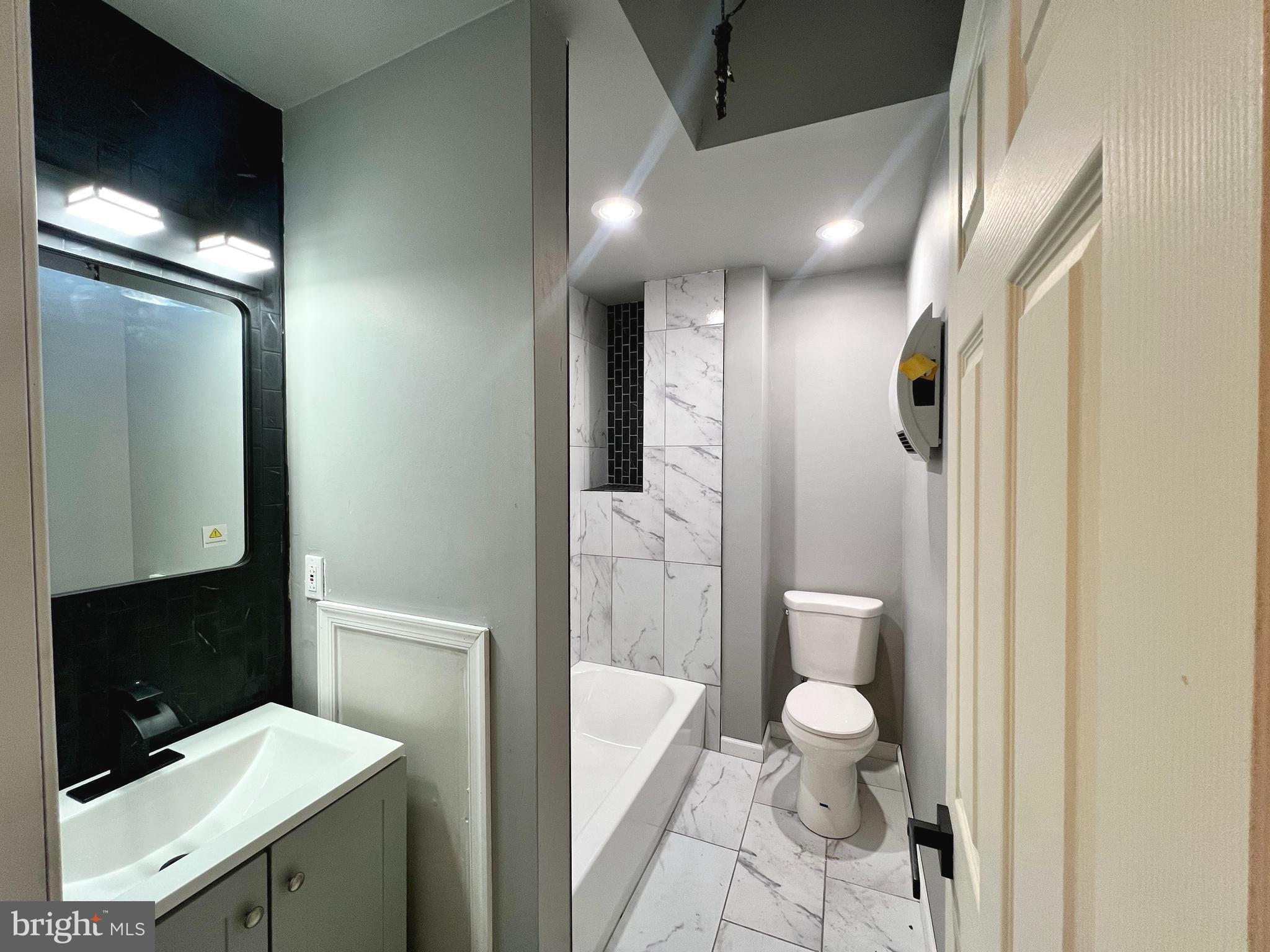 8224 Williams Avenue Philadelphia, PA 19150 - Photo 6 of 13