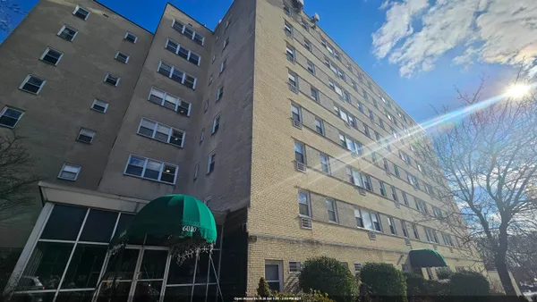 $2,000 | 6010 Boulevard East, Unit 16, West New York, NJ 07093