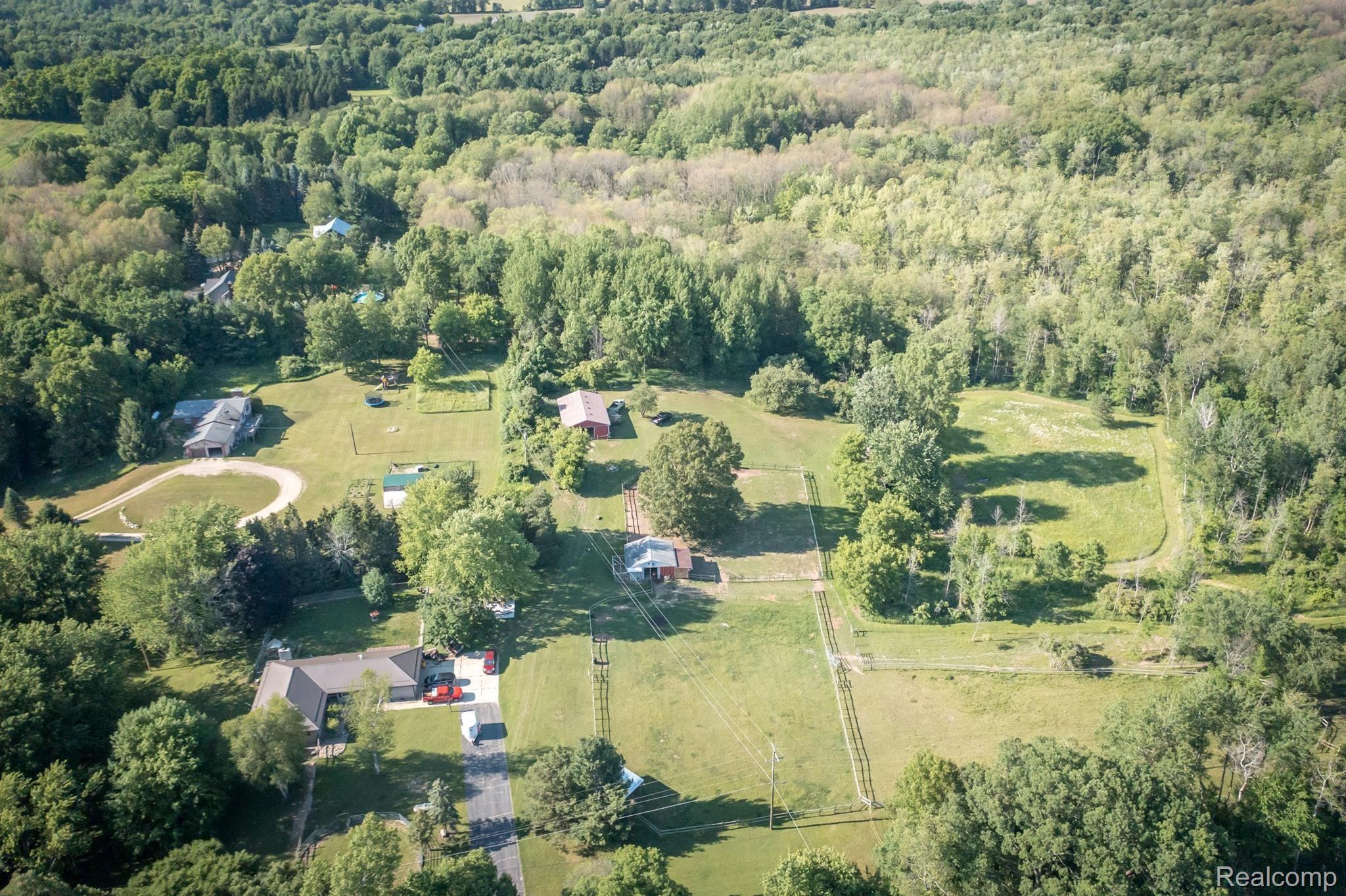 4551 Hough Road Dryden, MI 48428 - Photo 47 of 52 DJI_0030.jpg