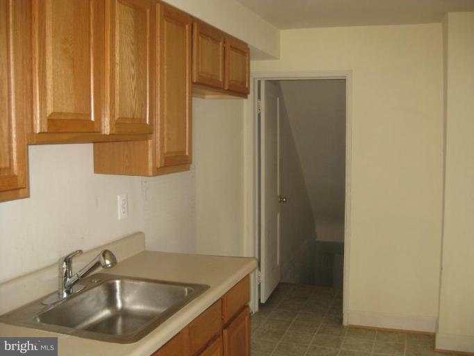 7313 Kirtley Road Baltimore, MD 21224 - Photo 8 of 18 Kitchen #2