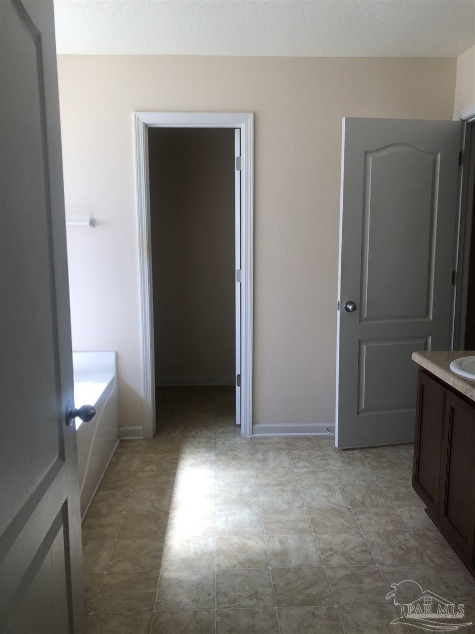 3901 Elevator Court Pace, FL 32571 - Photo 14 of 17