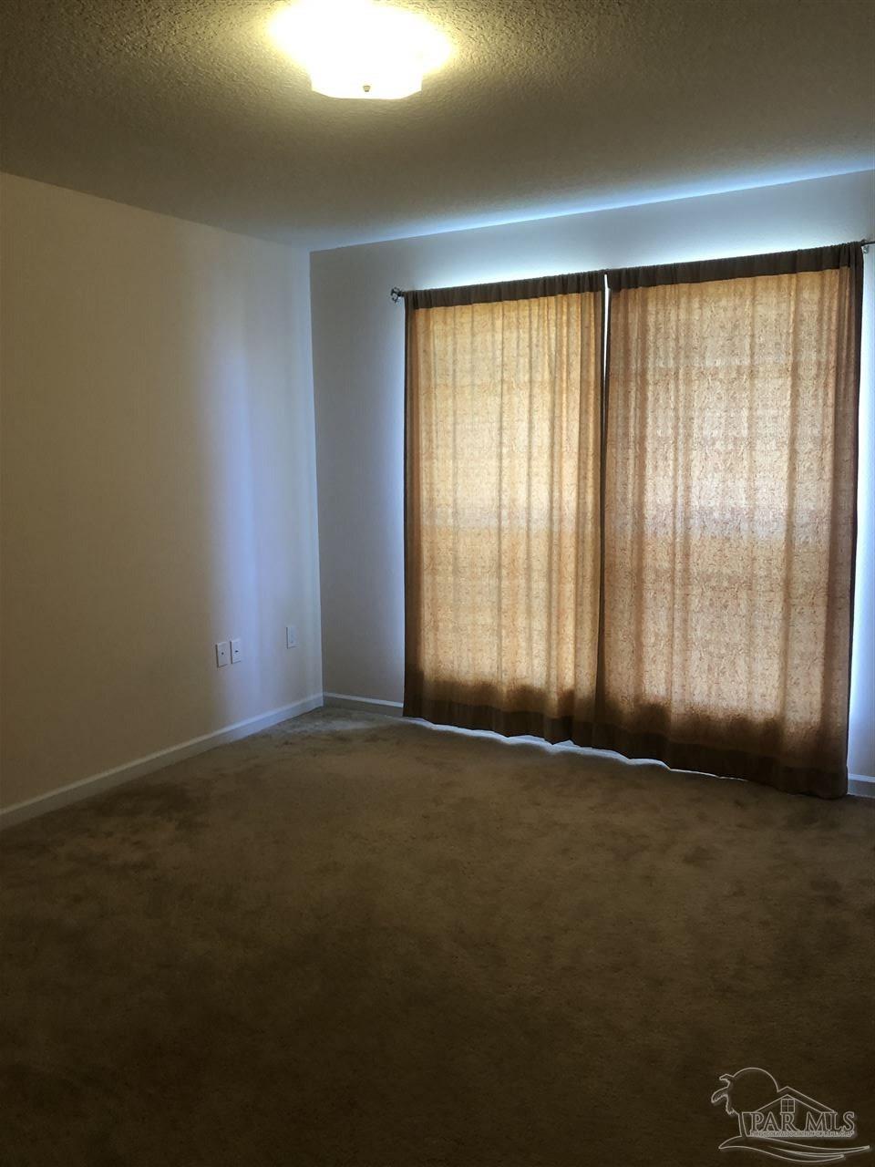 3901 Elevator Court Pace, FL 32571 - Photo 3 of 17