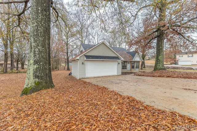 $314,900 | 2718 Bedoll Avenue, Poplar Bluff, MO 63901