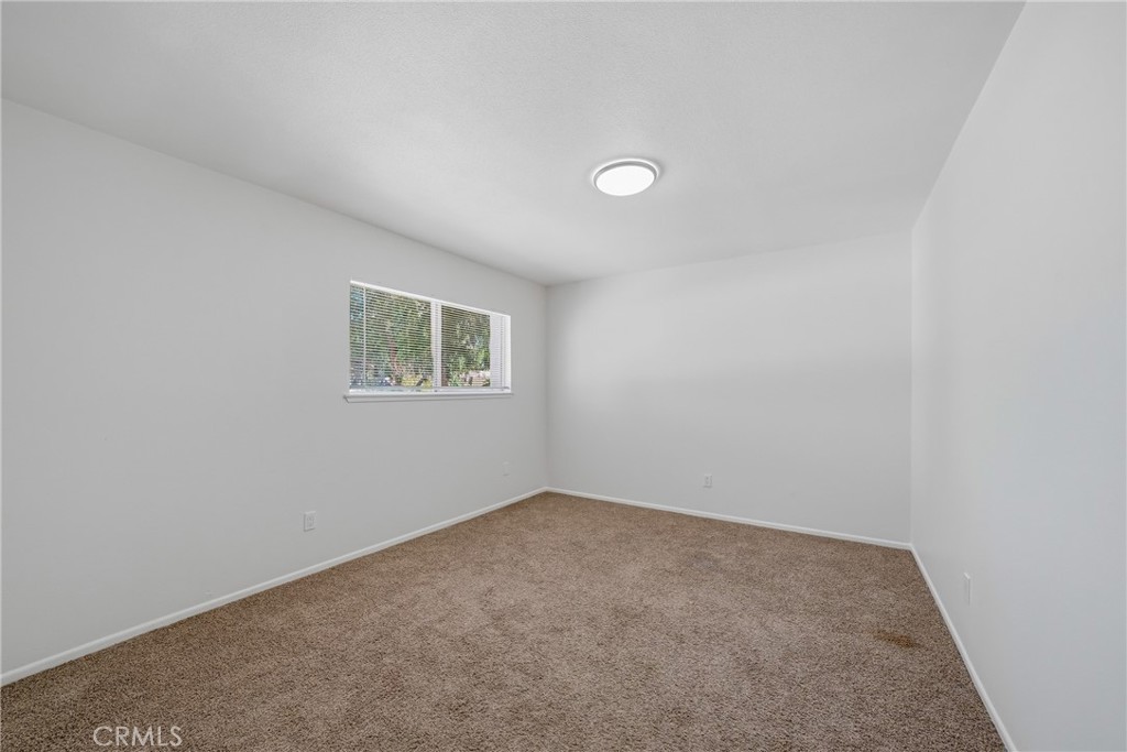 3469 Columbia Avenue Riverside, CA 92501 - Photo 19 of 30 an empty room with a window