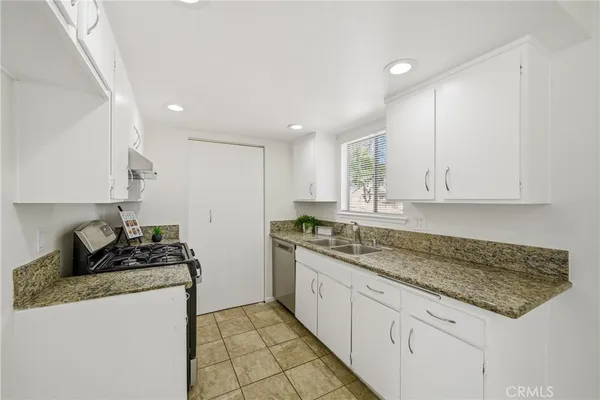 $410,000 | 3469 Columbia Avenue, Riverside, CA 92501