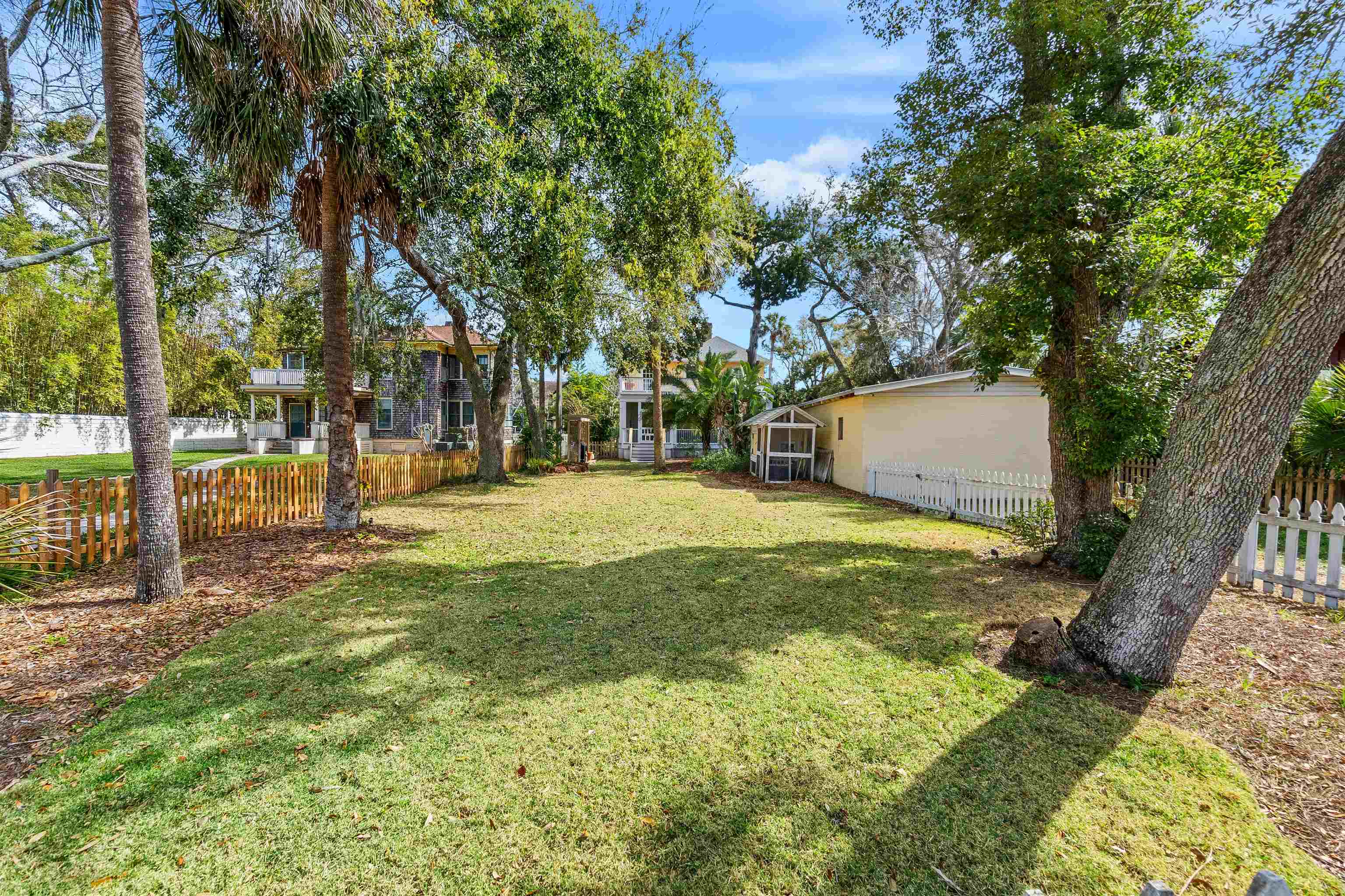 288 St George Street St. Augustine, FL 32084 - Photo 4 of 65