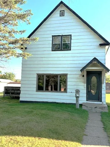 $159,000 | 319 4th Street Northwest, Aitkin, MN 56431
