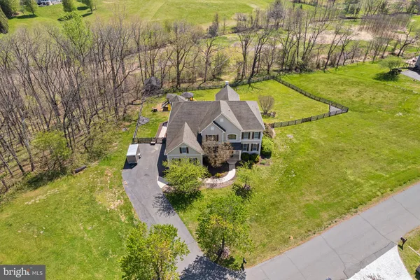 $1,350,000 | 17952 Manassas Gap Court, Hamilton, VA 20158