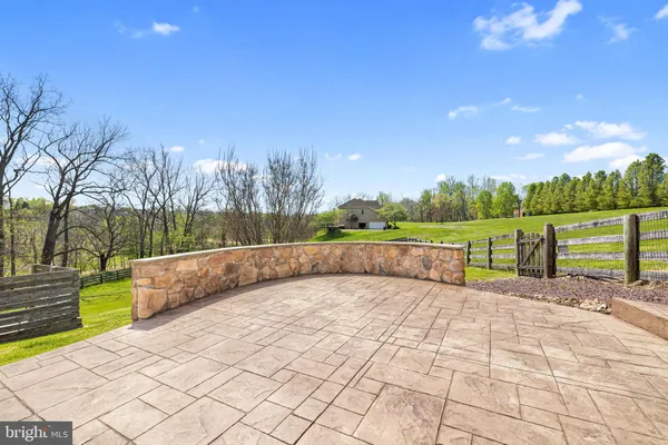 $1,350,000 | 17952 Manassas Gap Court, Hamilton, VA 20158