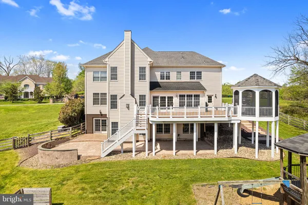 $1,350,000 | 17952 Manassas Gap Court, Hamilton, VA 20158