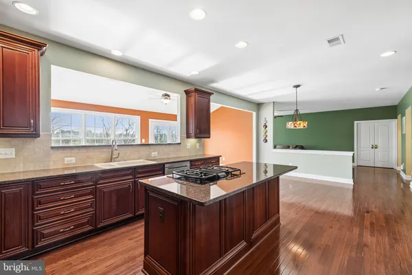 $1,350,000 | 17952 Manassas Gap Court, Hamilton, VA 20158