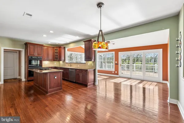 $1,350,000 | 17952 Manassas Gap Court, Hamilton, VA 20158