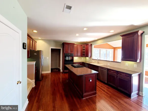 $1,350,000 | 17952 Manassas Gap Court, Hamilton, VA 20158