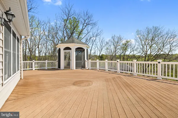 $1,350,000 | 17952 Manassas Gap Court, Hamilton, VA 20158