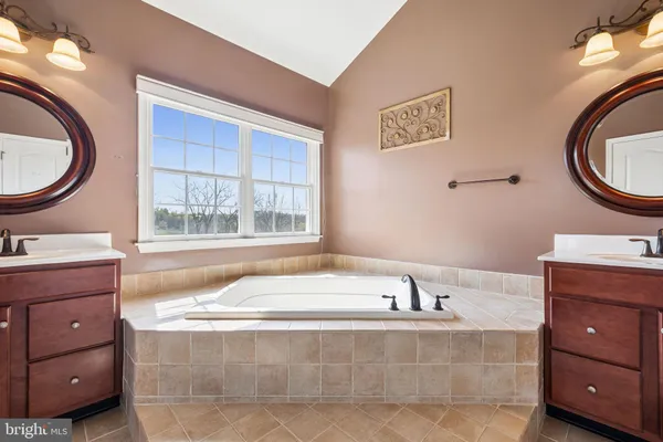 $1,350,000 | 17952 Manassas Gap Court, Hamilton, VA 20158