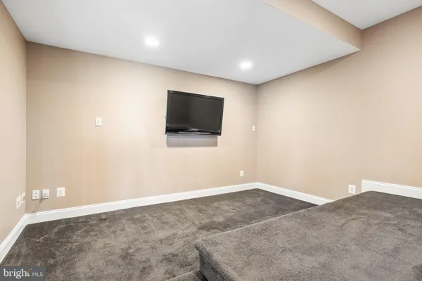 $1,350,000 | 17952 Manassas Gap Court, Hamilton, VA 20158