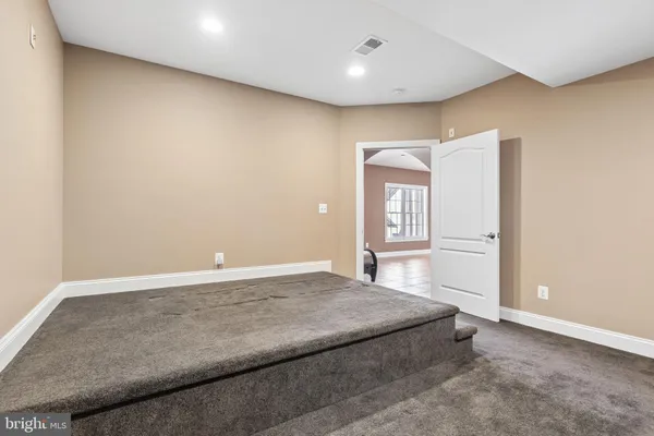 $1,350,000 | 17952 Manassas Gap Court, Hamilton, VA 20158