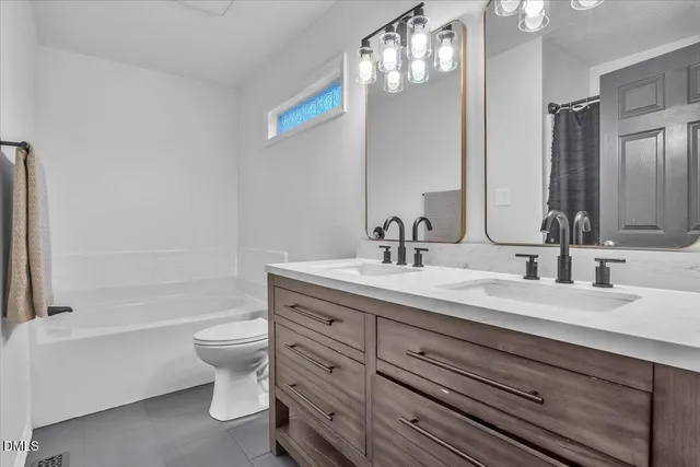 $299,998 | 188 Scarlet Oak Drive, Raeford, NC 28376