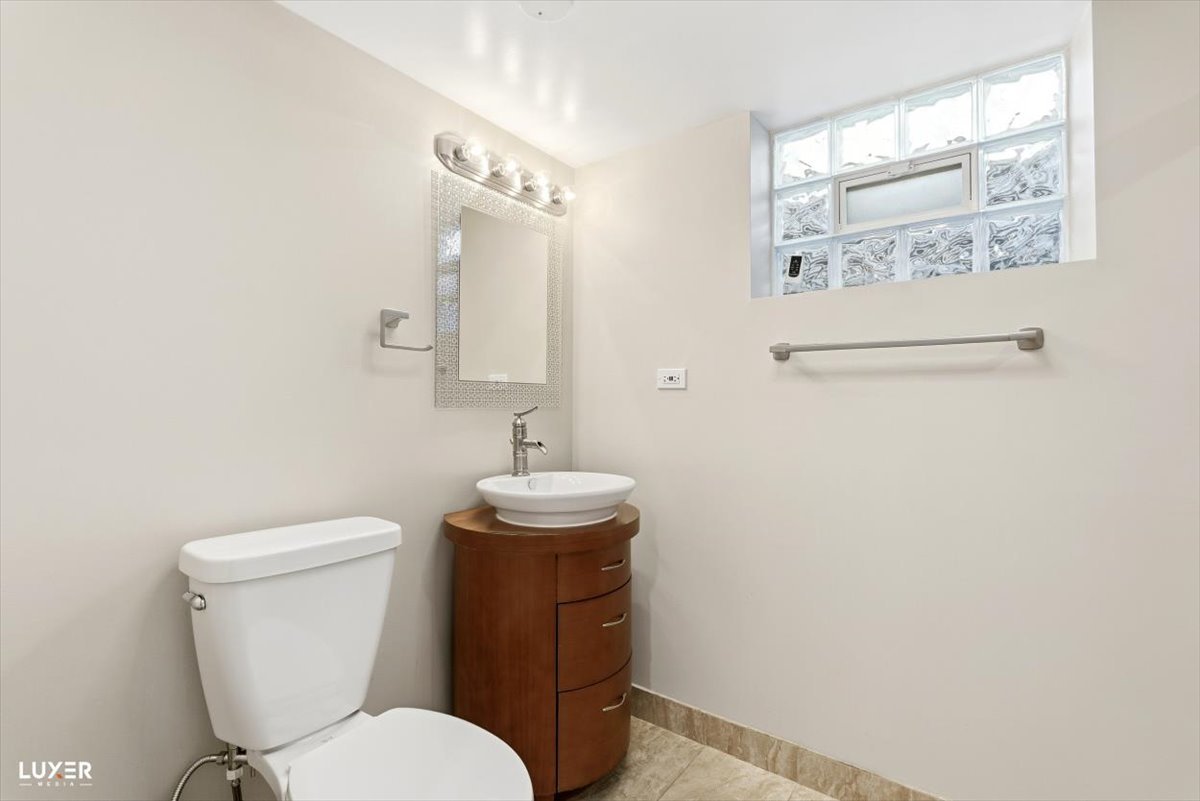 2 Washington Street Glenview, IL 60025 - Photo 26 of 39