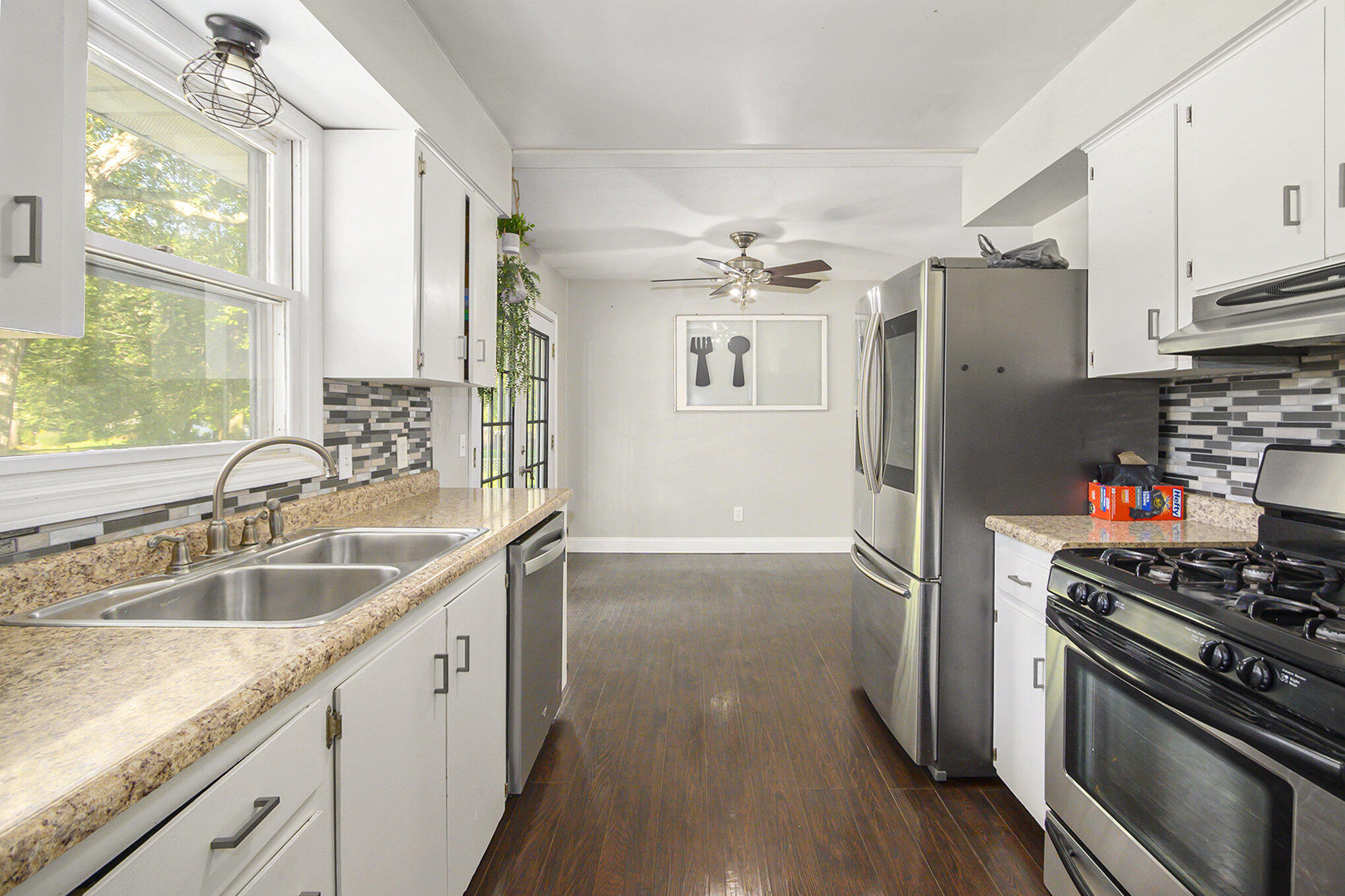 7563 Whitehall Road Whitehall, MI 49461 - Photo 15 of 24 011_file_703