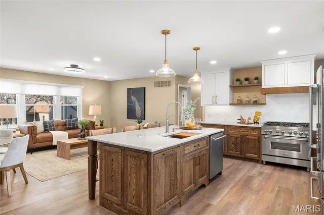 $425,000 | 1832 Pottery Road, Washington, MO 63090