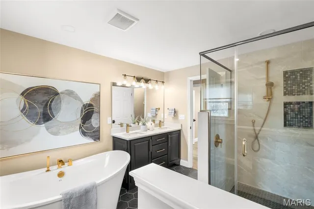 $425,000 | 1832 Pottery Road, Washington, MO 63090