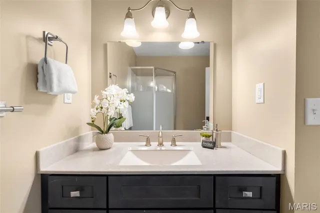 $425,000 | 1832 Pottery Road, Washington, MO 63090