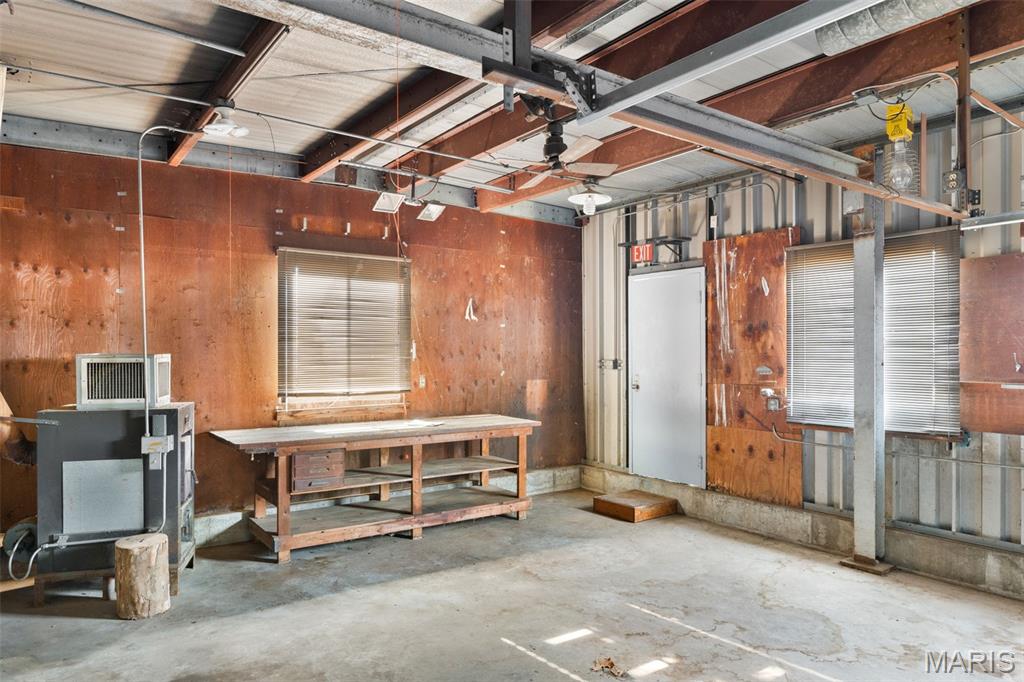 1832 Pottery Road Washington, MO 63090 - Photo 36 of 43