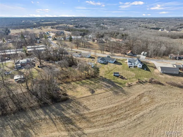 $425,000 | 1832 Pottery Road, Washington, MO 63090