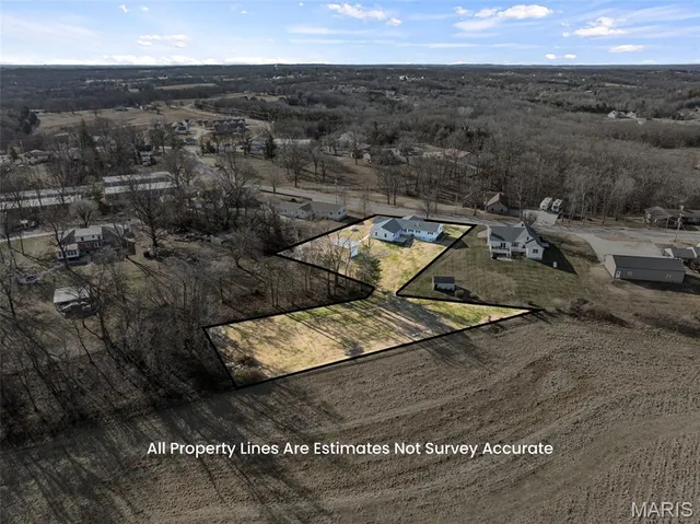 $425,000 | 1832 Pottery Road, Washington, MO 63090