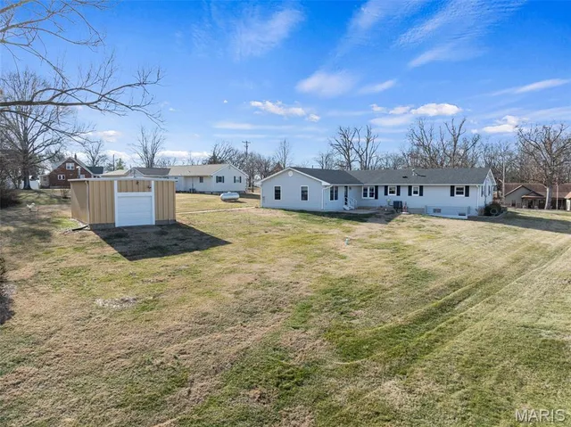 $425,000 | 1832 Pottery Road, Washington, MO 63090