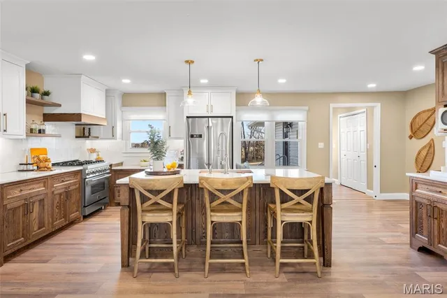 $425,000 | 1832 Pottery Road, Washington, MO 63090