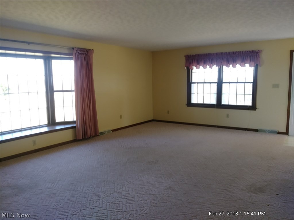 12585 Amish Ridge Road Mount Perry, OH 43760 - Photo 10 of 32 Gallery Image 10