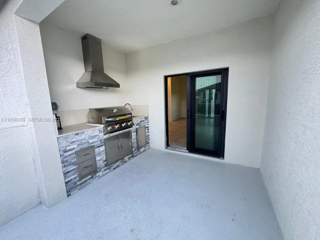 $4,600 | 4802 Northwest 83rd Path, Doral, FL 33166