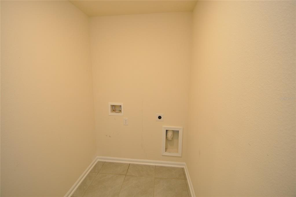 80 Oakleaf Way Palm Coast, FL 32137 - Photo 29 of 33 a view of a small space