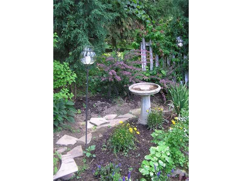 162 Perrymont Road Pittsburgh, PA 15237 - Photo 18 of 22 Yard/Garden.