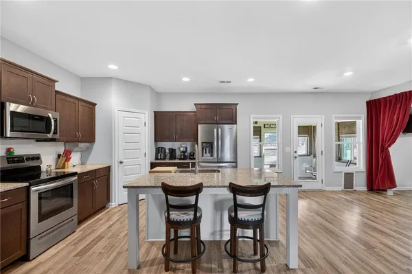 $389,900 | 213 Randall Drive, Carrollton, GA 30117