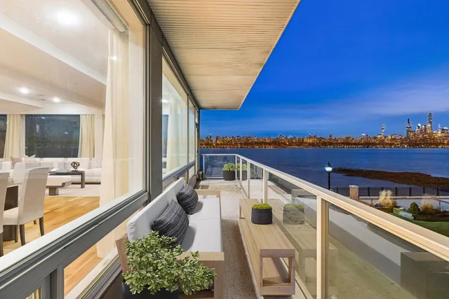 $2,975,000 | 9 Somerset Lane, Unit 222, Edgewater, NJ 07020