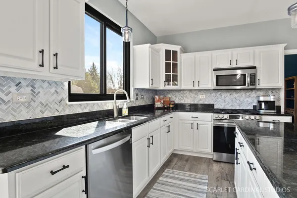 $635,000 | 1948 Barrington Court, Aurora, IL 60503